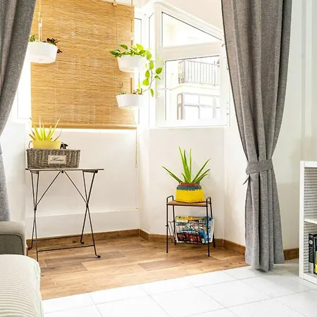Apartment Cosy In 40 M² Close To The *