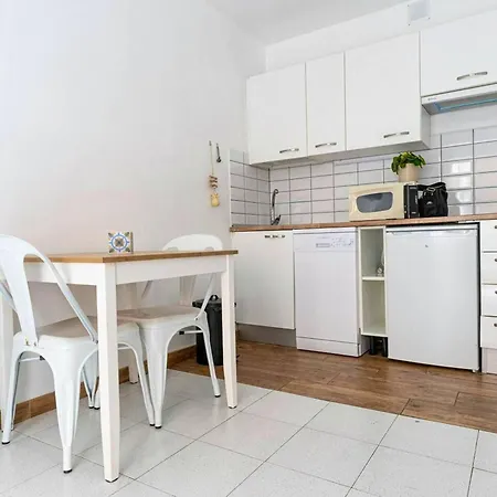 Cosy In 40 M² Close To The Corralejo